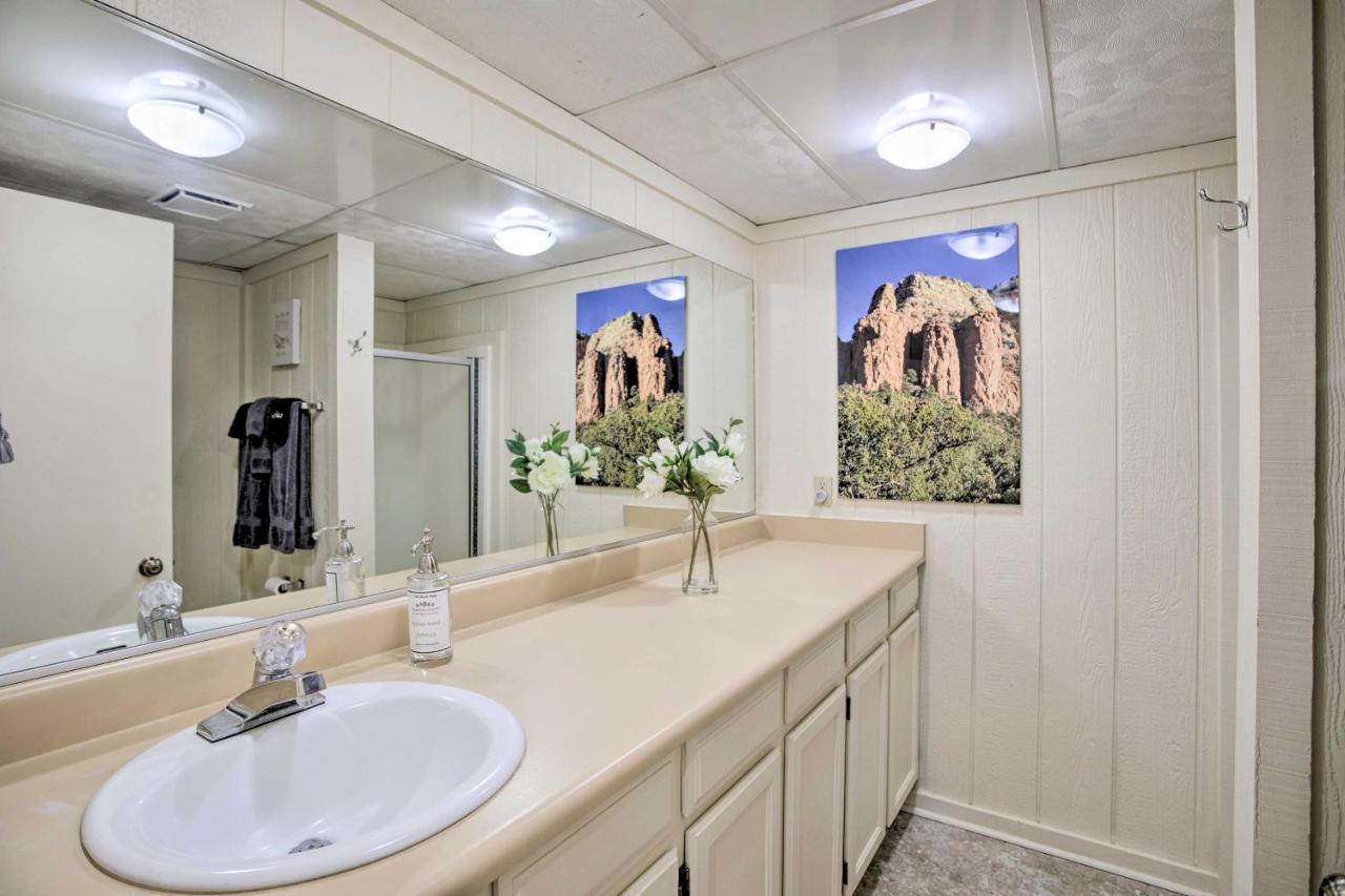 Sedona Hideaway With Swim Spa And Private Tavern! Екстериор снимка