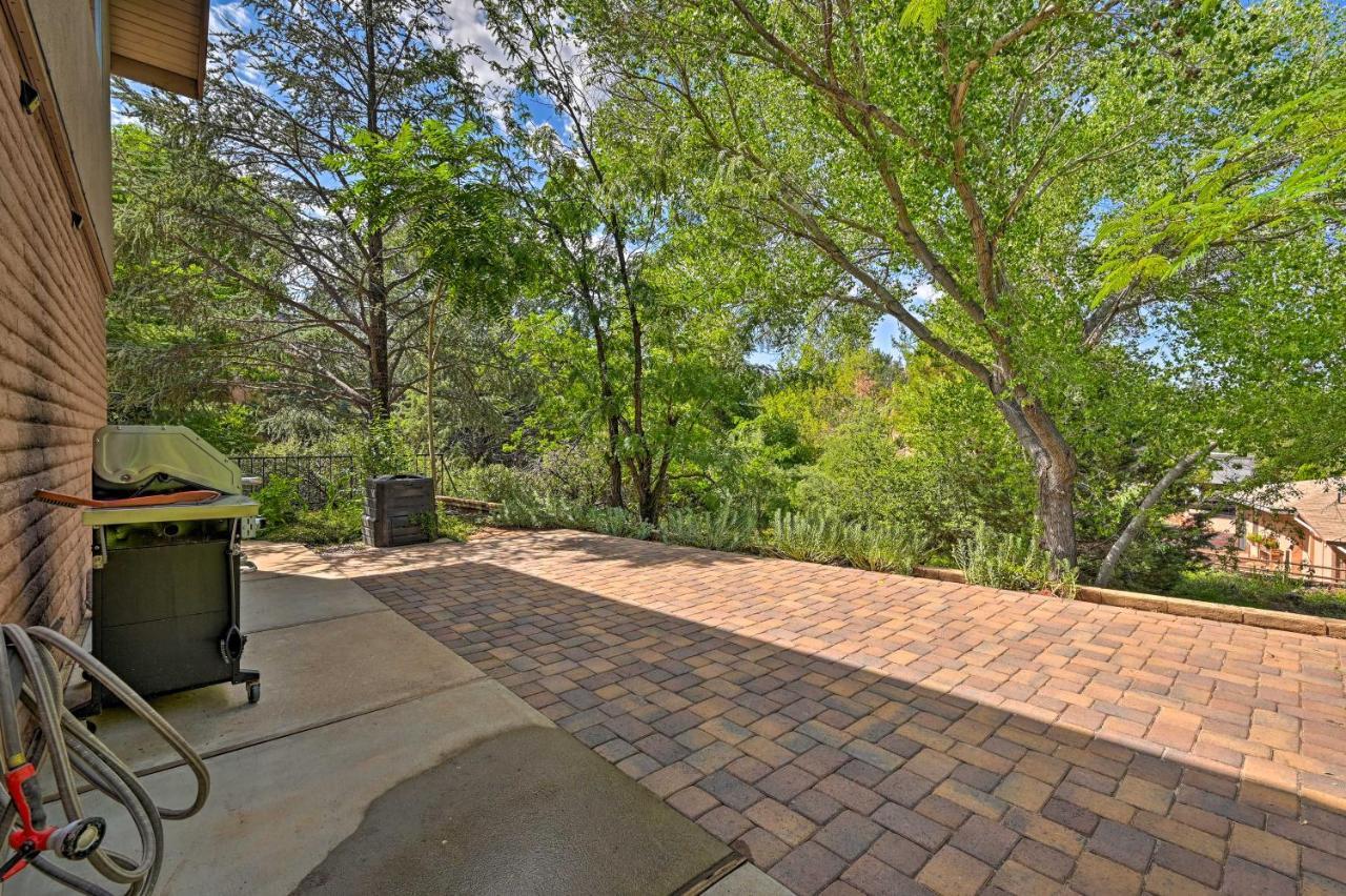 Sedona Hideaway With Swim Spa And Private Tavern! Екстериор снимка